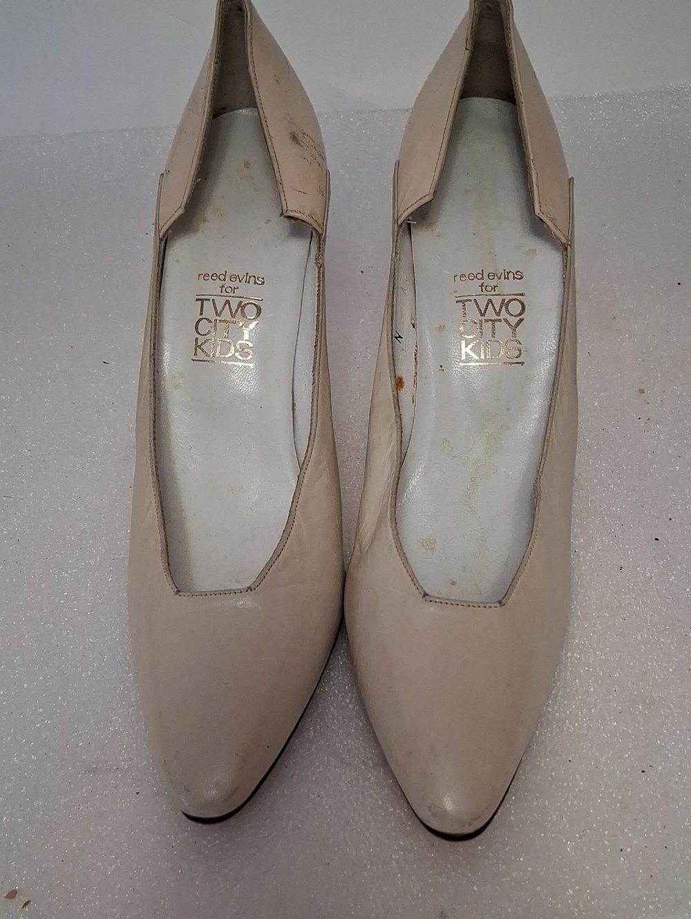 Reed Evins Beige Pointed-Toe Women's Heels